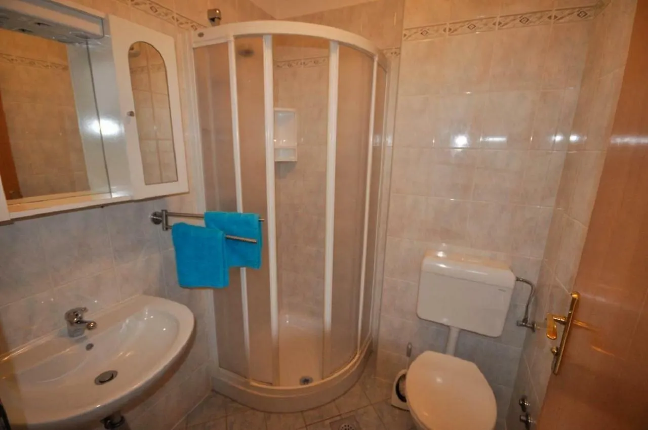 Ana M Apartments Novigrad Istria 크로아티아