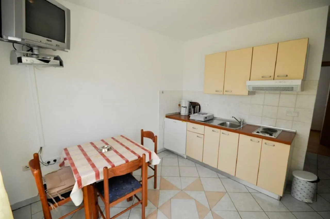 Ana M Apartments Novigrad Istria