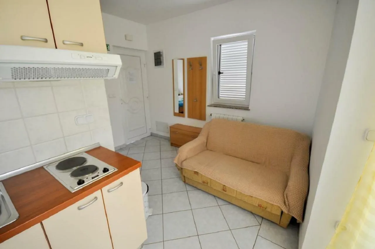 Ana M Apartments Novigrad Istria 0*,